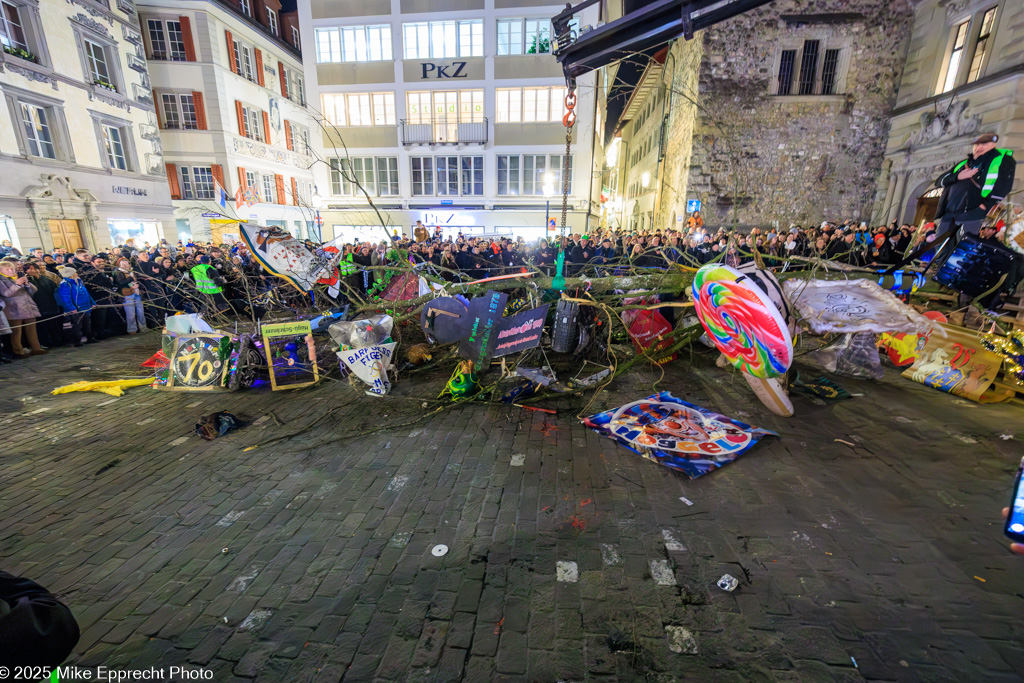 Guuggerbaum; Luzerner Fasnacht 2025