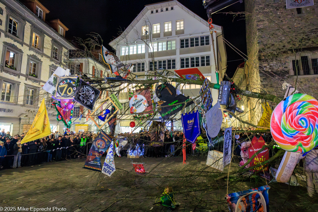 Guuggerbaum; Luzerner Fasnacht 2025