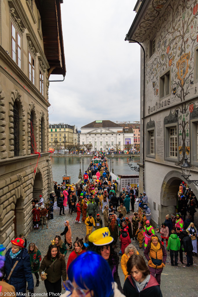 Luzerner Fasnacht 2025; Samschtig