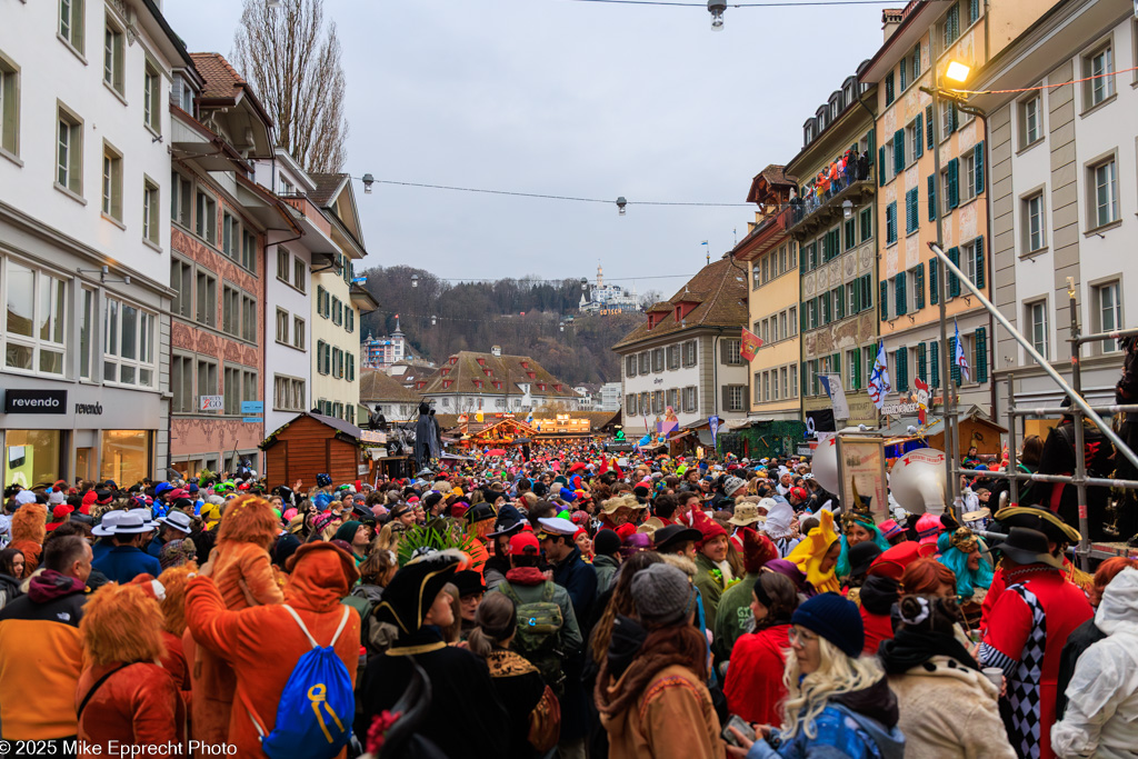 Luzerner Fasnacht 2025; Samschtig