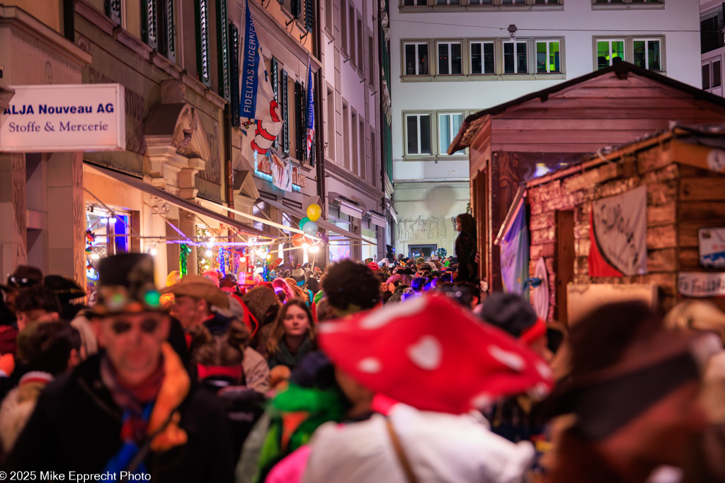 Luzerner Fasnacht 2025; Samschtig