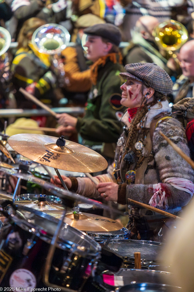 Güdis-MO; Luzerner Fasnacht 2025