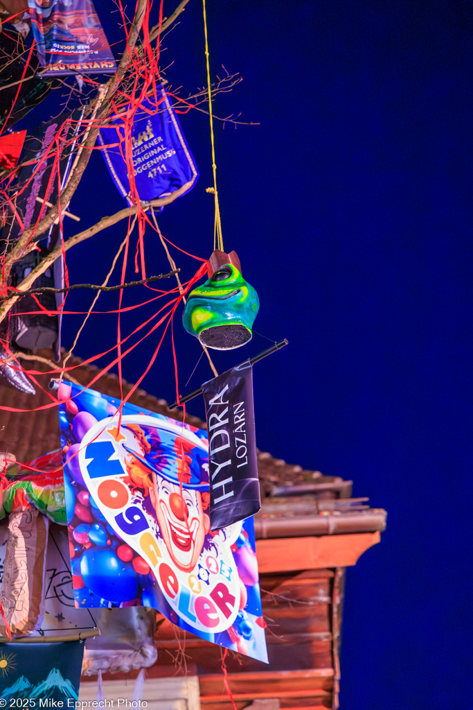 Guuggerbaum Fällen; Luzerner Fasnacht 2025